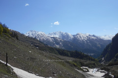 beas-kund-trek-29.JPG